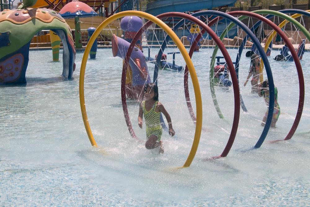 Swiss Inn Teda Hotel & Aqua Park 아인 수크나 외부 사진