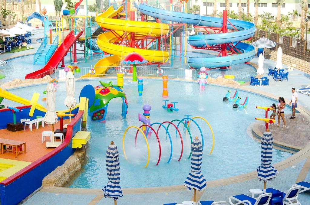 Swiss Inn Teda Hotel & Aqua Park 아인 수크나 객실 사진