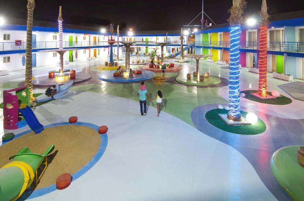 Swiss Inn Teda Hotel & Aqua Park 아인 수크나 외부 사진